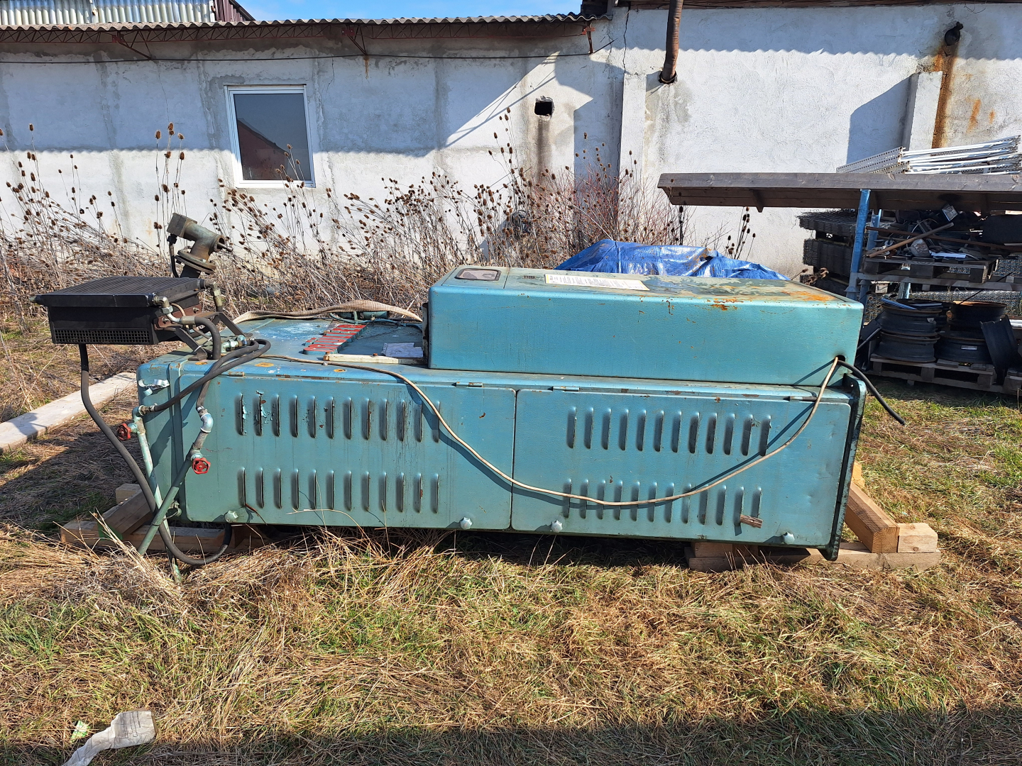 Pachet compus din Licențe, presă hidraulică, tiglă metalică, accesorii, jgheab, burlan