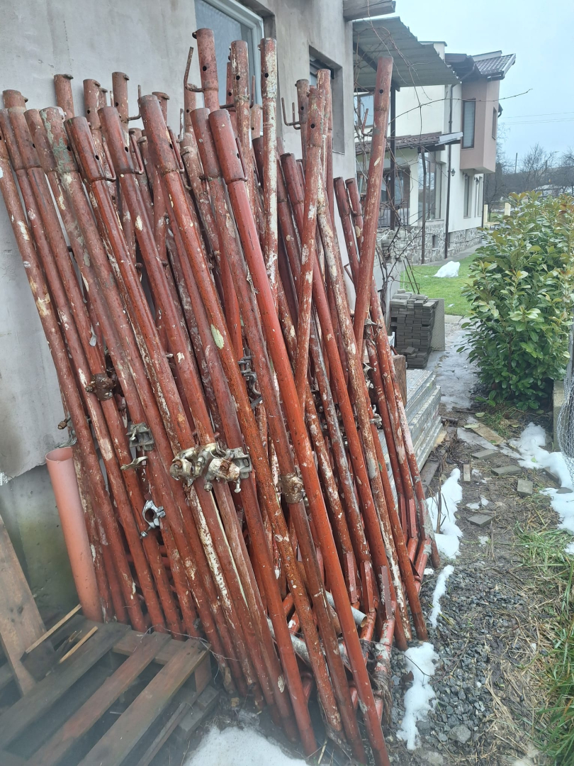 Pachet Echipamente construcții format din o Schela și o Masa de tăiat ceramica Bolt 150