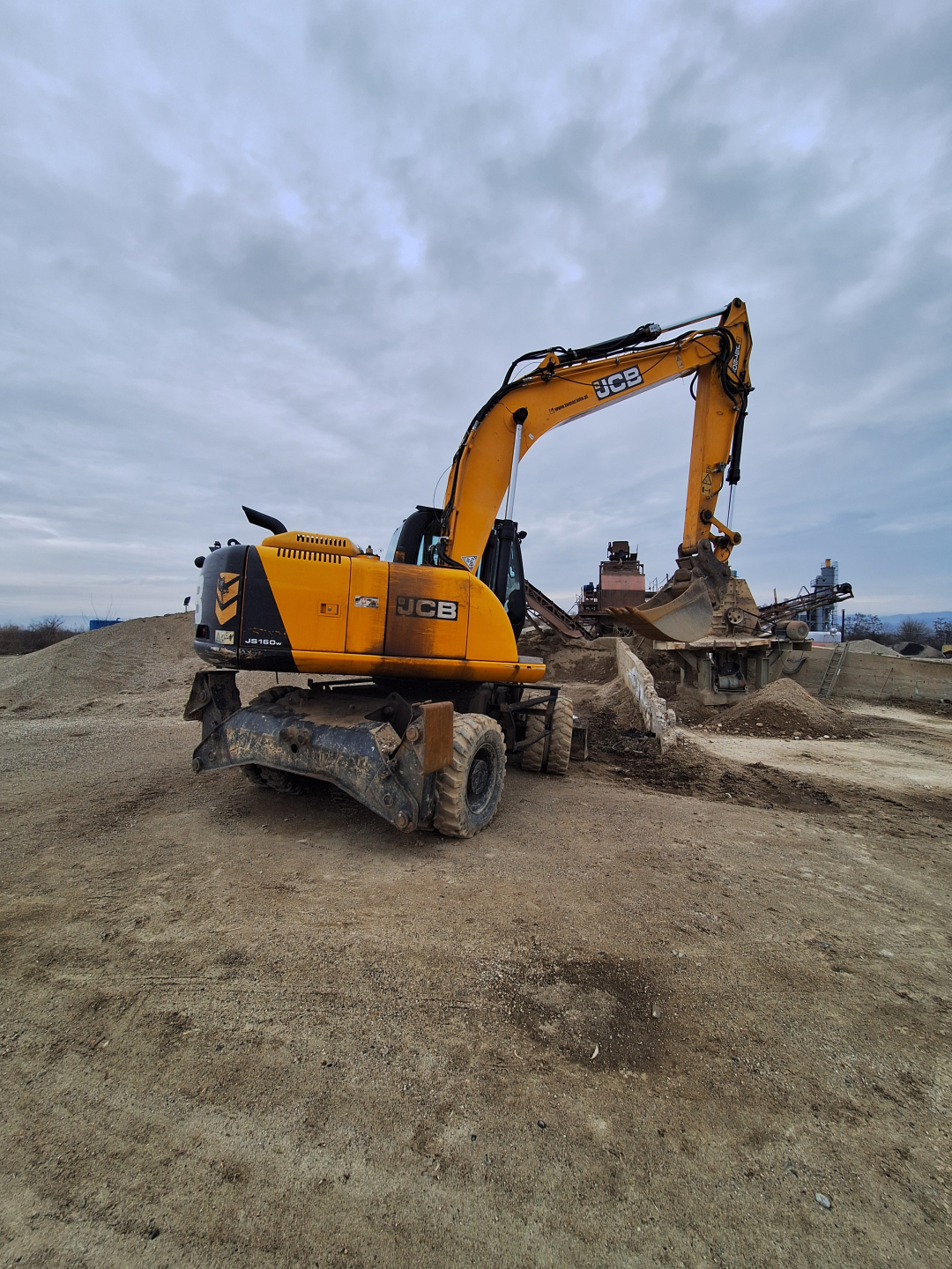 Utilaje și echipamente necesare lucrărilor de construcții drumuri și autostrăzi